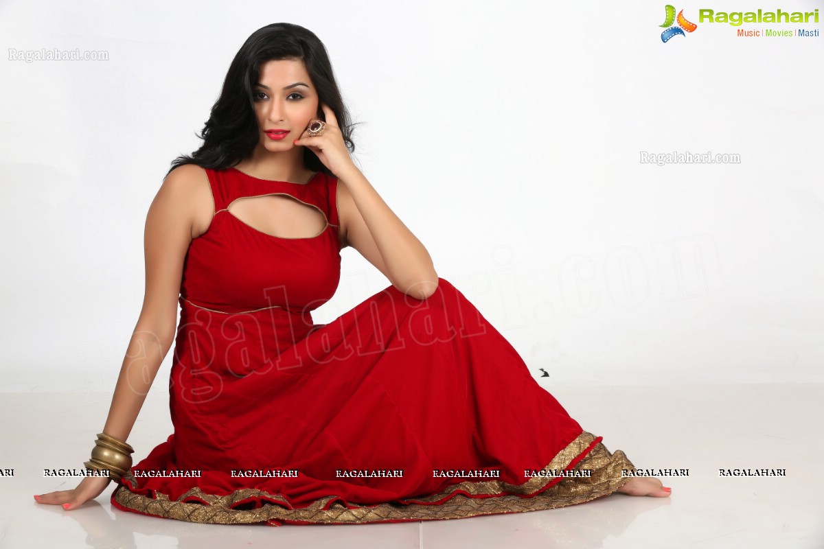 Eshanya (Anikita Maheswari) (Exclusive)