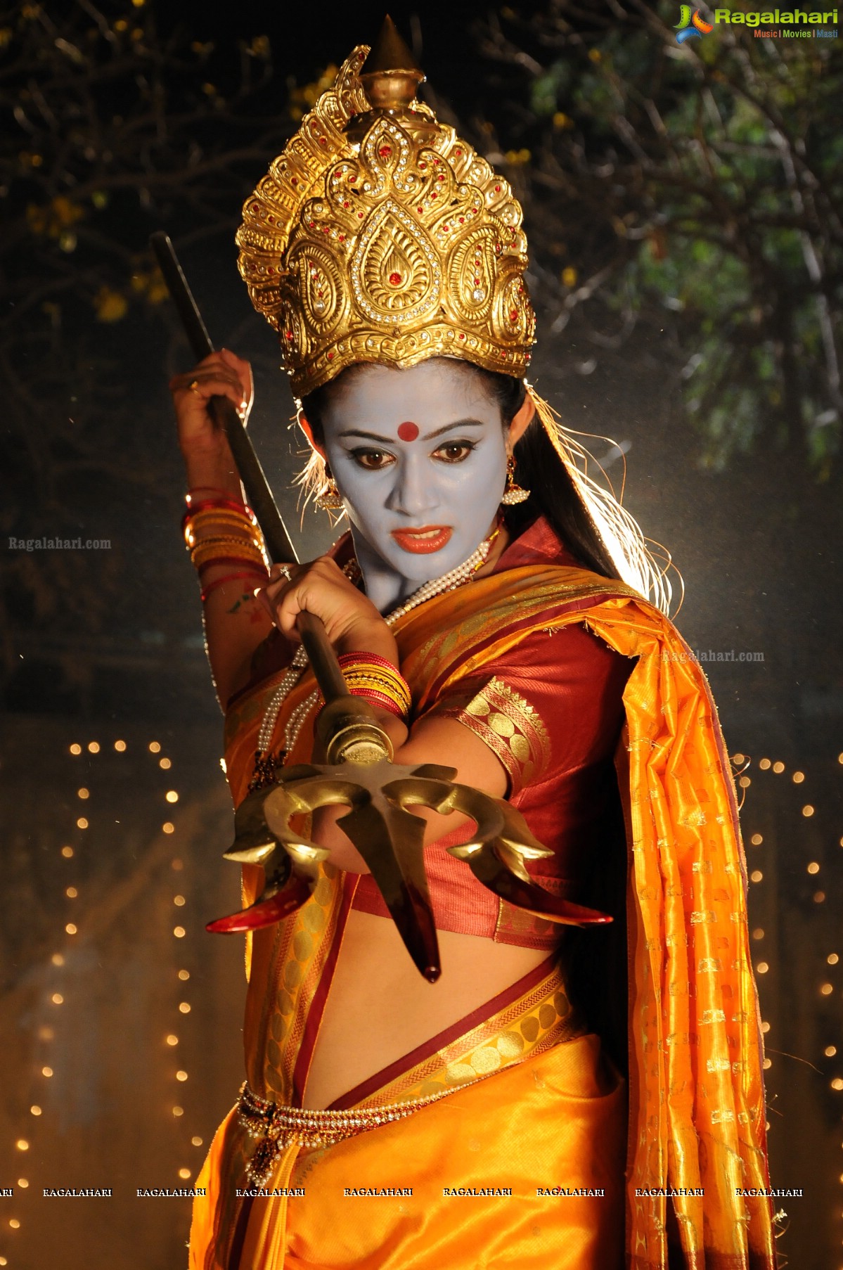 Priyamani in Devotional Attire, Photo Gallery