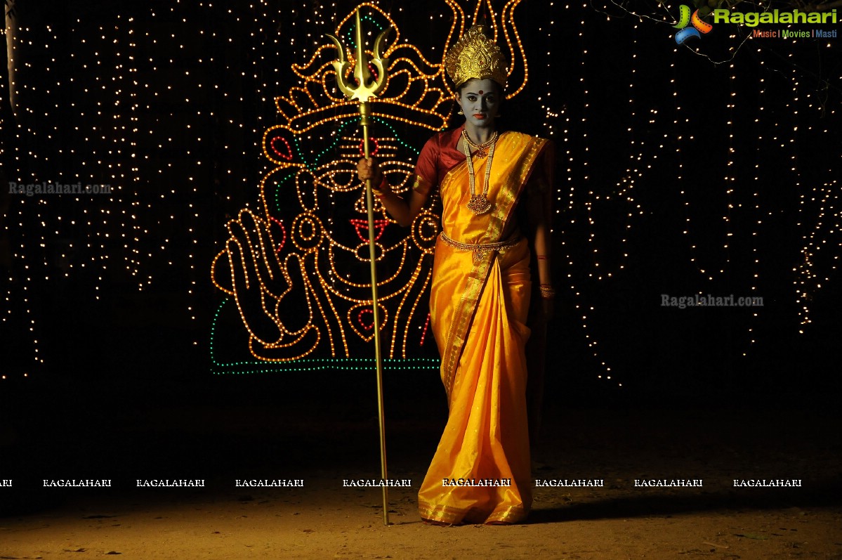 Priyamani in Devotional Attire, Photo Gallery