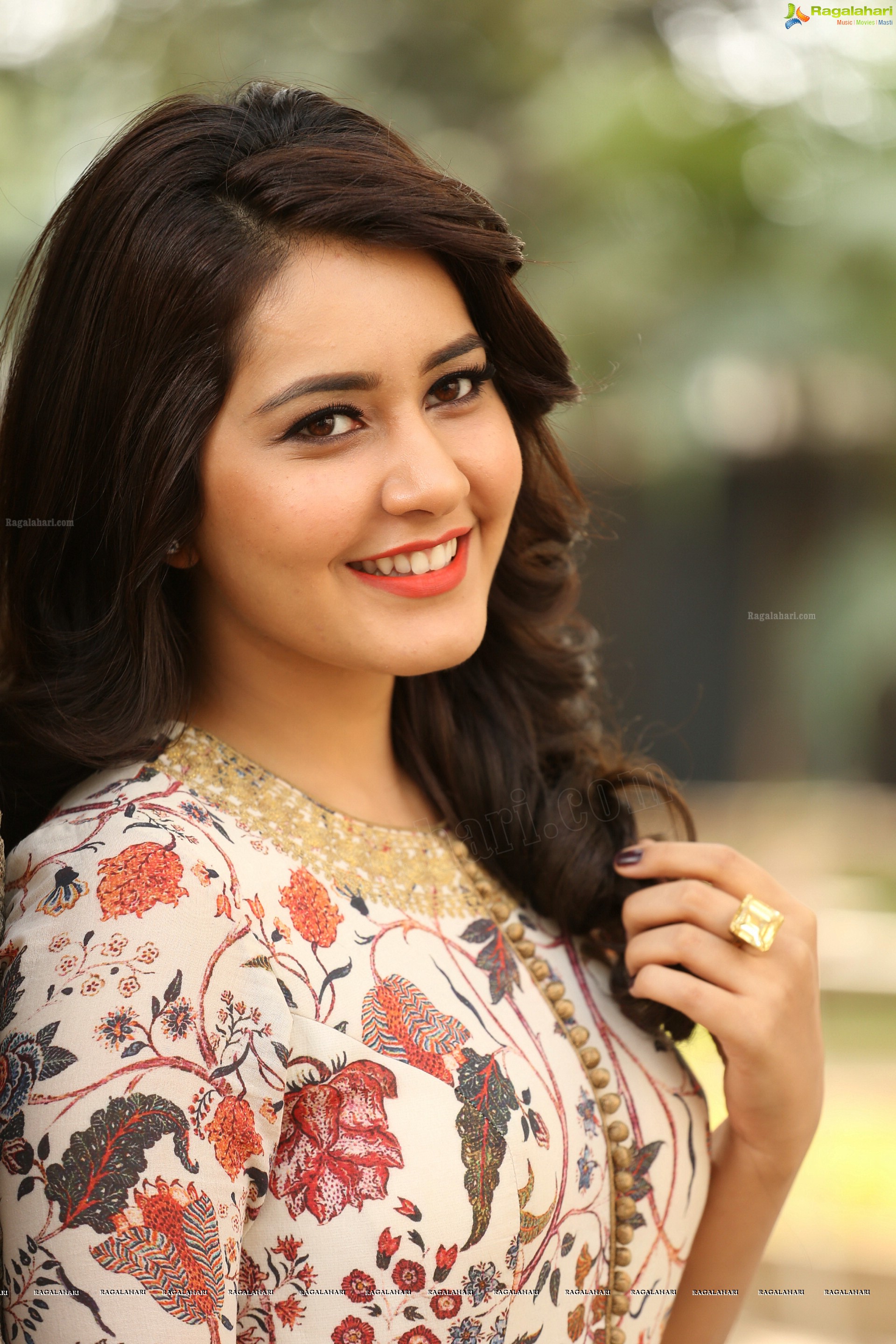 Rashi Khanna at Bengal Tiger Special Song Launch