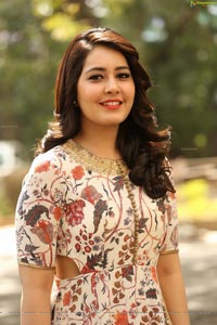 Rashi Khanna Bengal Tiger