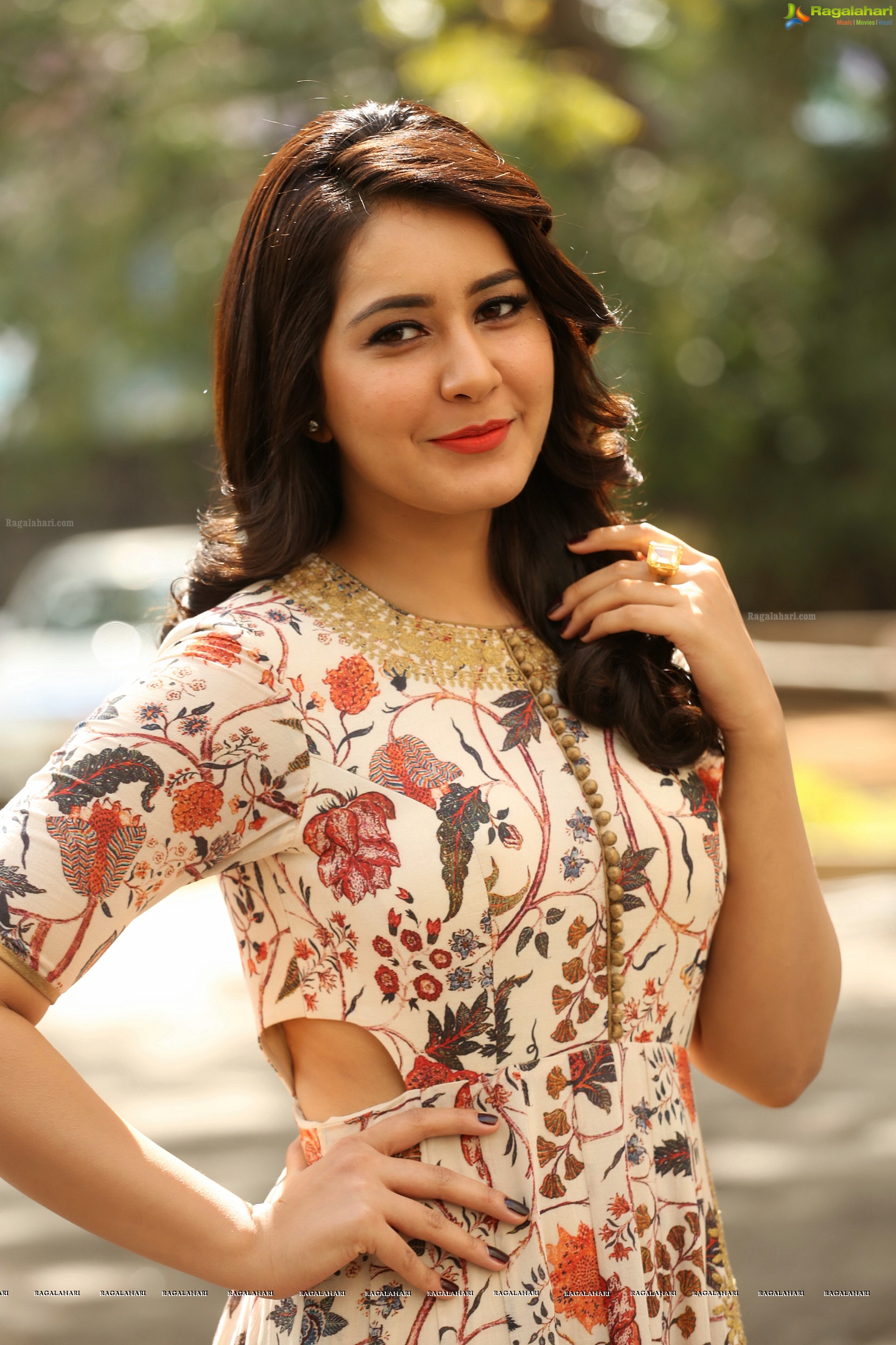 Rashi Khanna at Bengal Tiger Special Song Launch