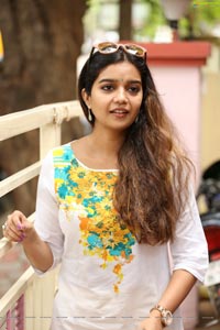 Swathi Reddy - Colors Swathi