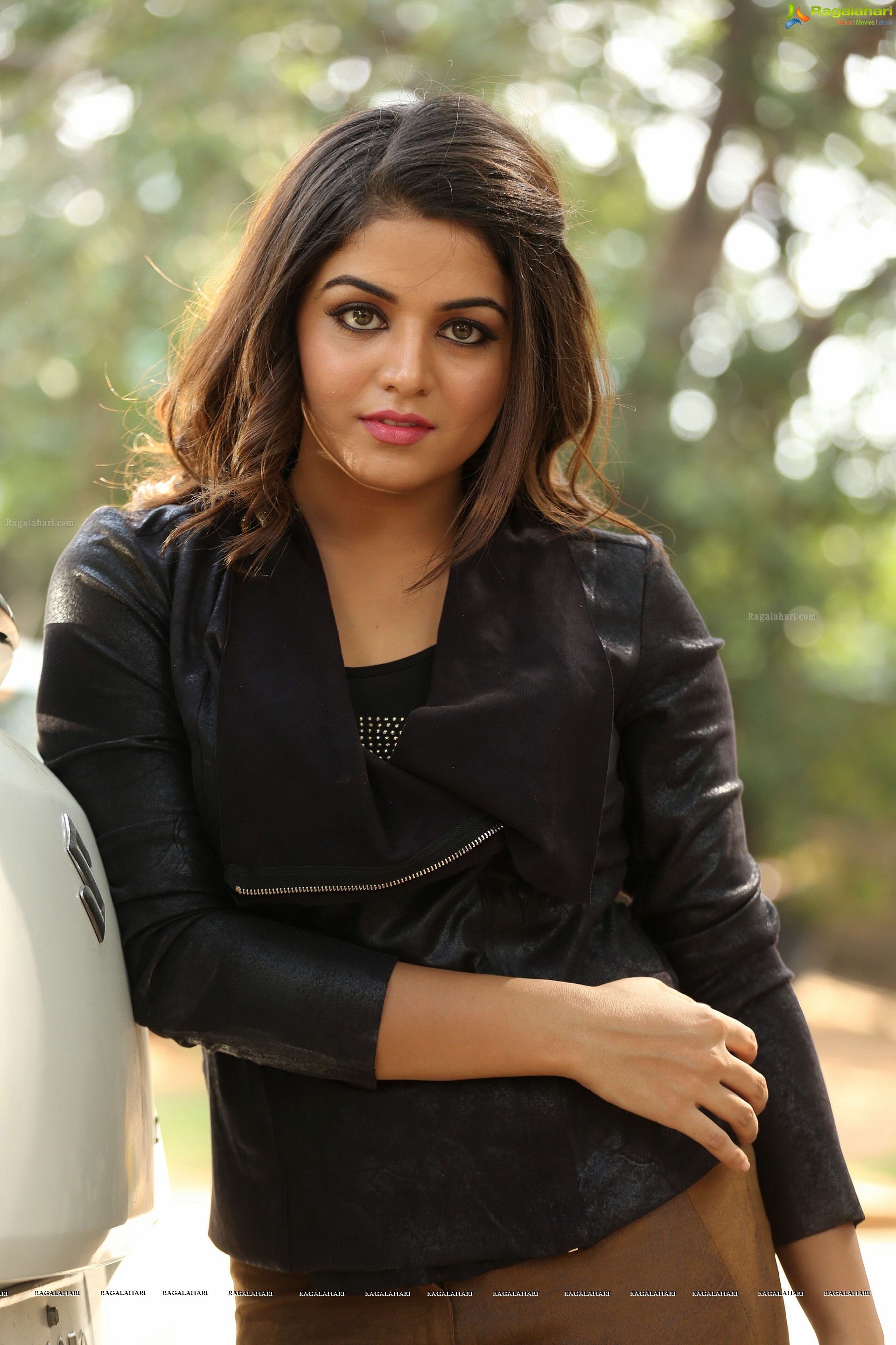 Wamiqa Gabbi (High Definition)