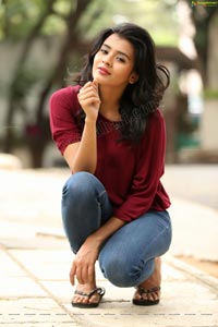 Hebah Patel Red Dress