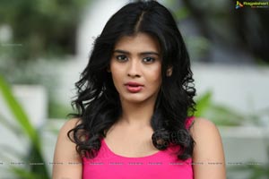 Kumari 21F Actress Hebah Patel