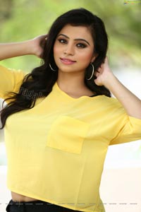 Priyanka Ramana HD Photos