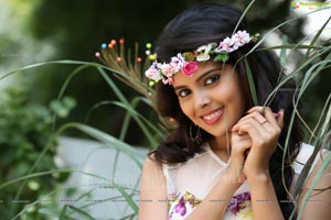 Shravyah Telugu Actress