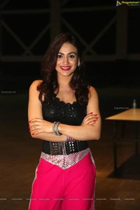 Aksha Pardasany at Hyderabad Talwar League Launch