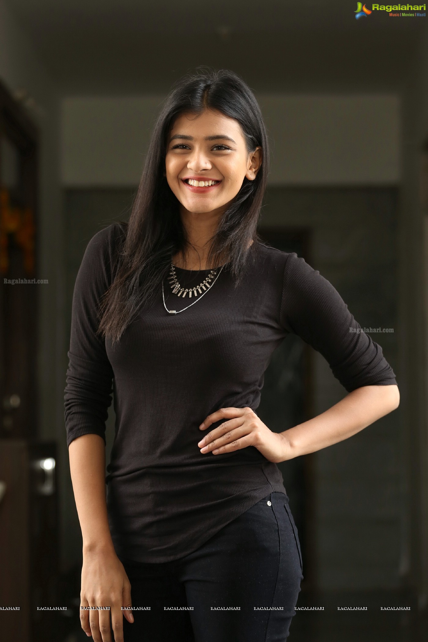 Hebah Patel (Posters)