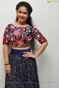 Avika Gor Photos