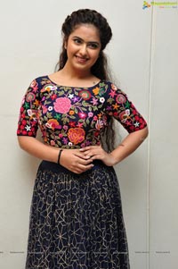 Avika Gor Photos