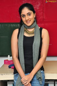 Dhanya Balakrishna in Jeans