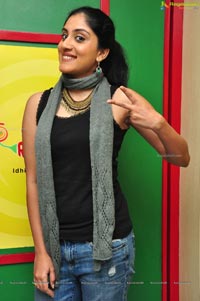 Dhanya Balakrishna in Jeans