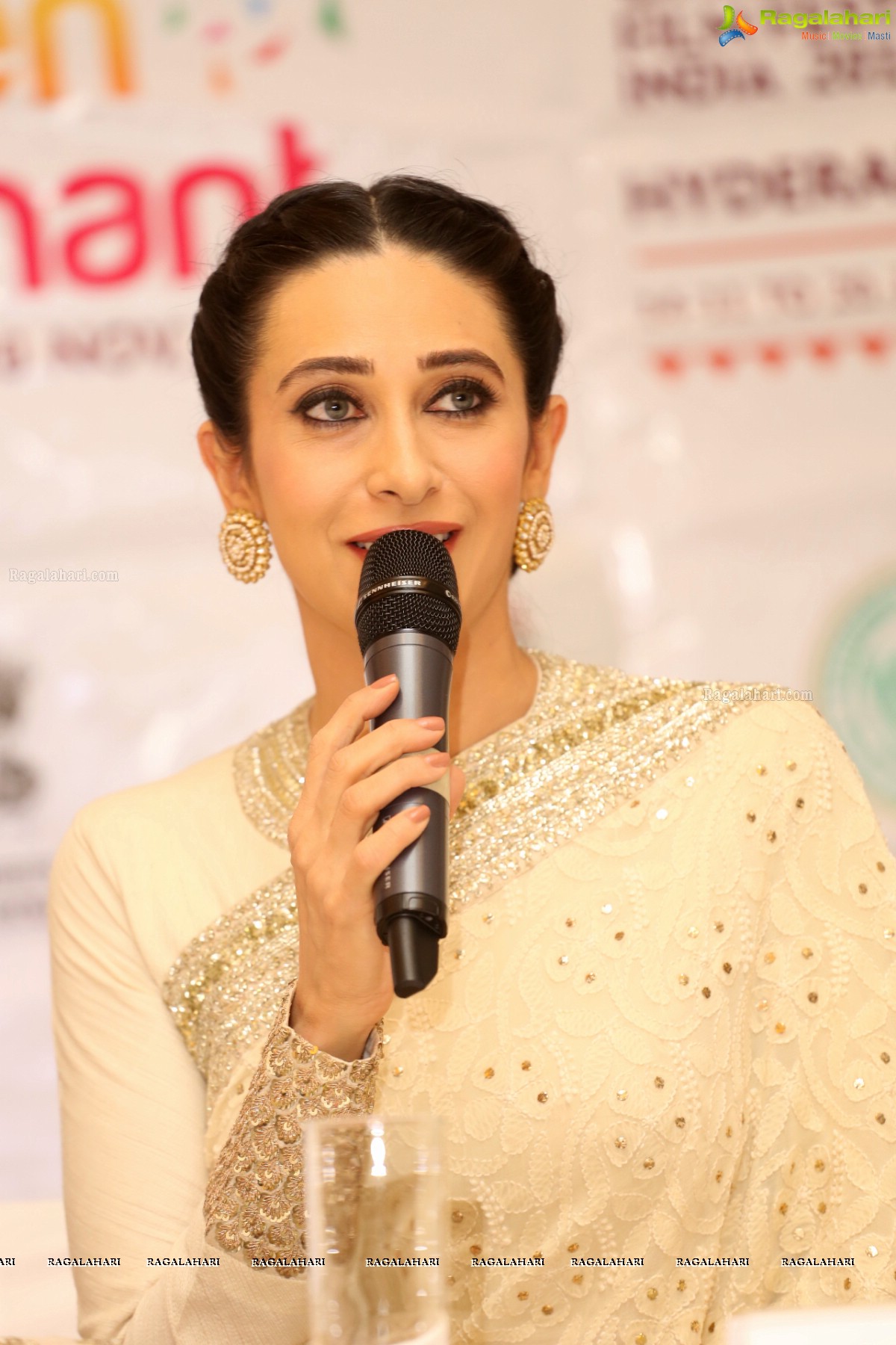 Karisma Kapoor