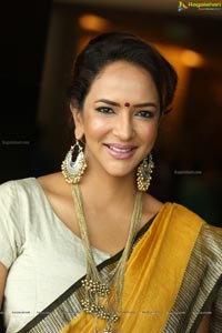 Lakshmi Manchu Photos