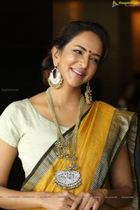 Lakshmi Manchu Photos