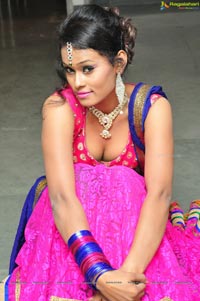 Nisha Dancer