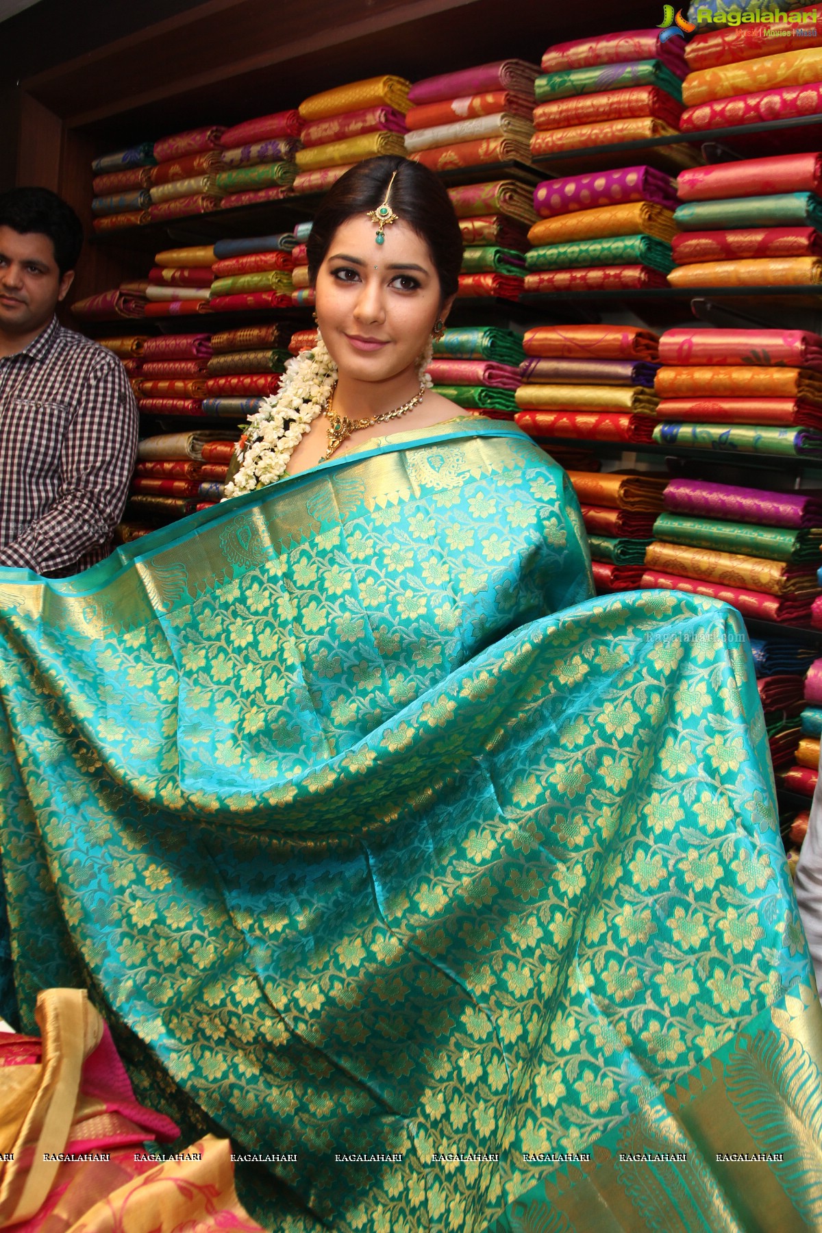 Rashi Khanna Green Pattu Saree Photos