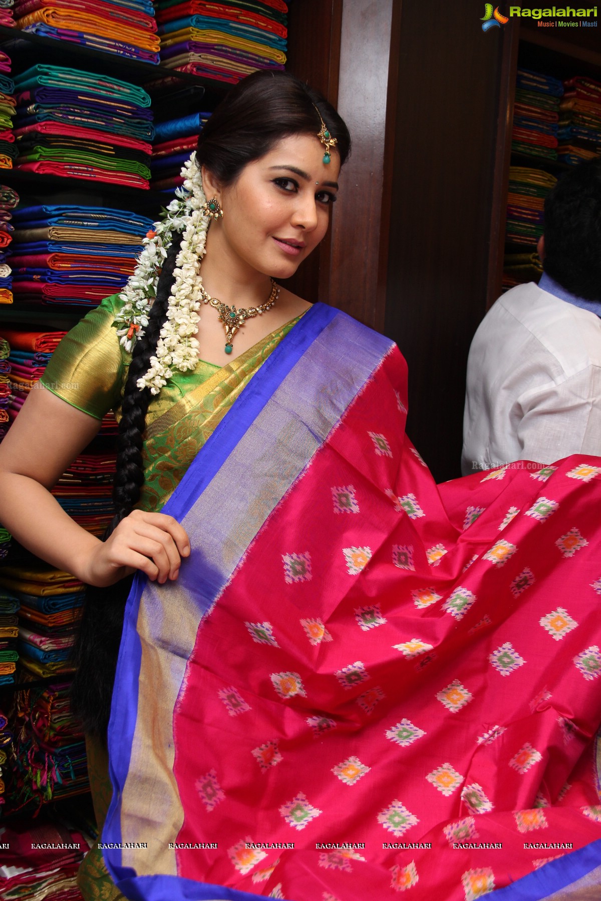 Rashi Khanna Green Pattu Saree Photos