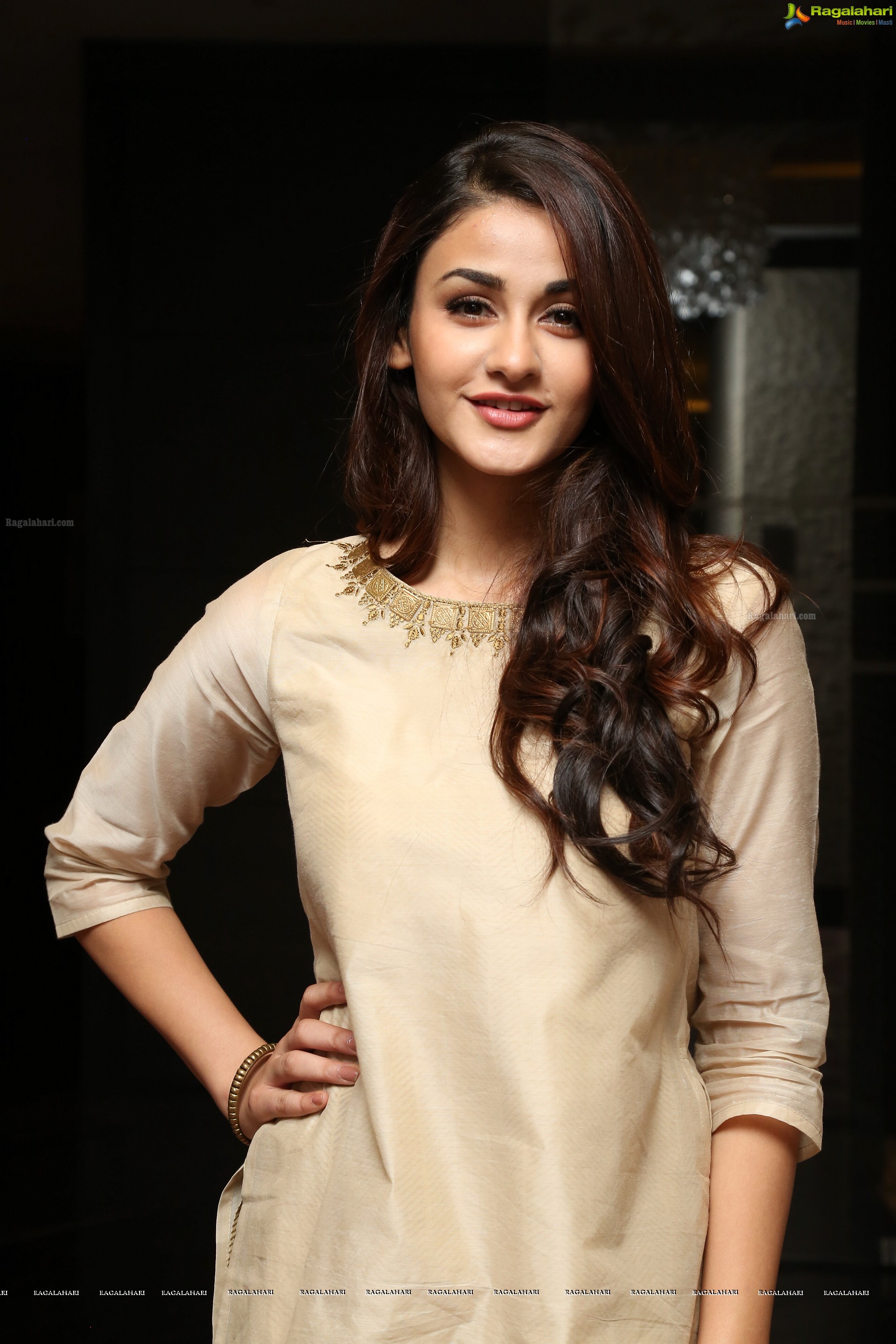 Aditi Arya (High Definition)