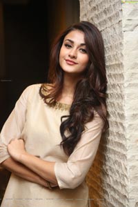 Aditi Arya