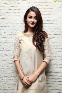 Aditi Arya