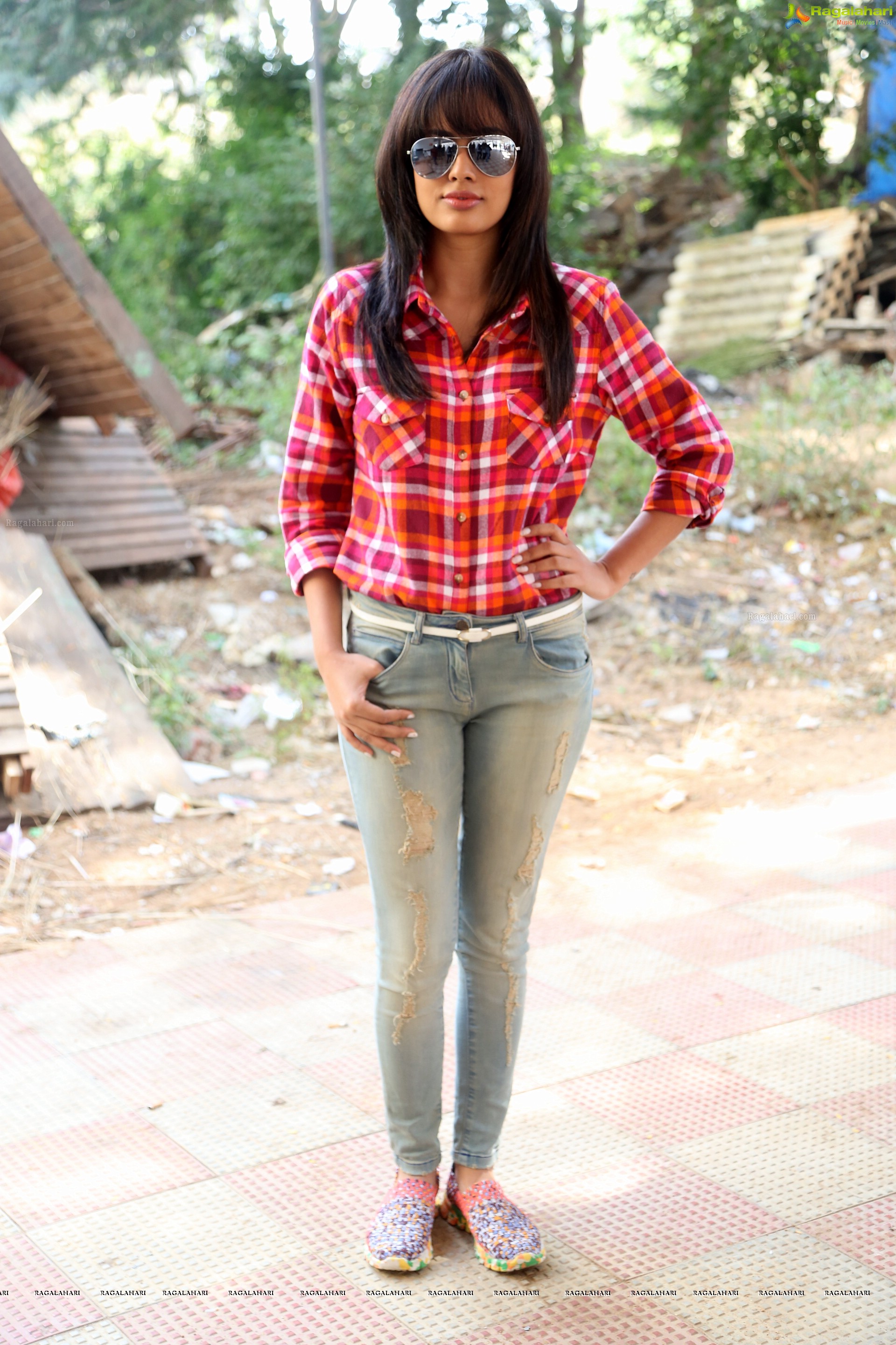 Nandita Swetha - HD Gallery