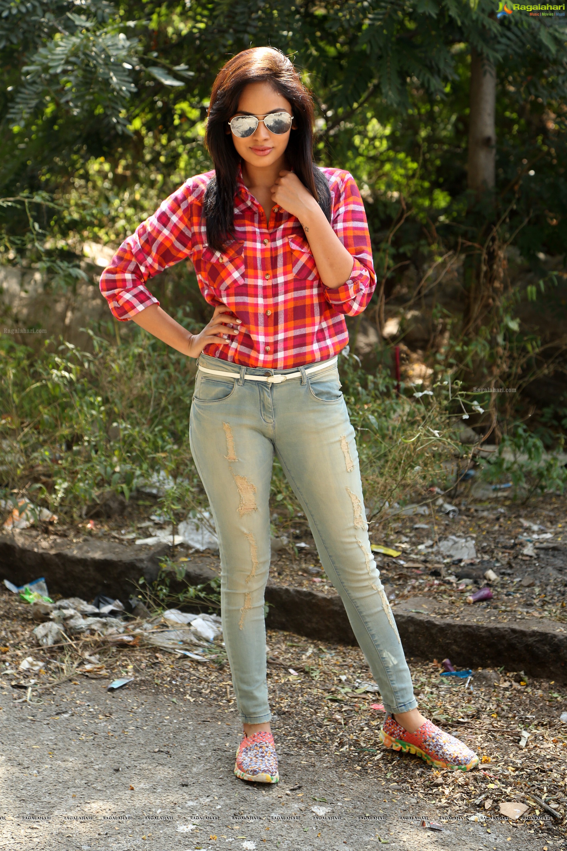 Nandita Swetha - HD Gallery