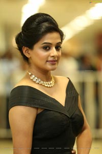 Priyamani