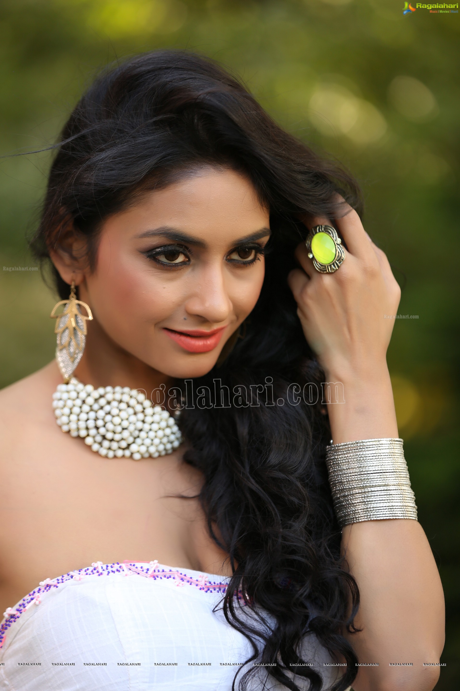 Pooja Sree (Exclusive) (High Definition)