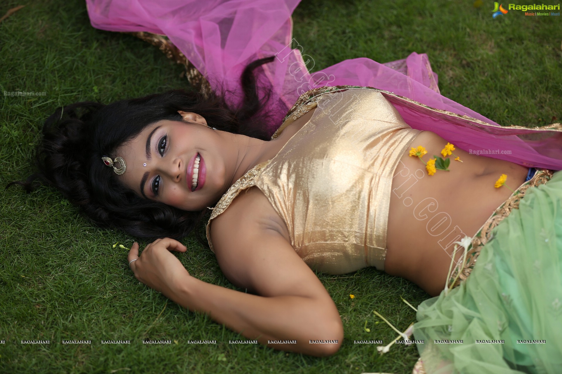 Vrushali Gosavi (Exclusive) (High Definition)