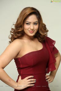 Nikesha Patel