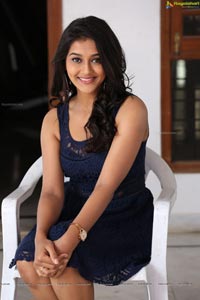 Pooja Jhaveri HQ Photos