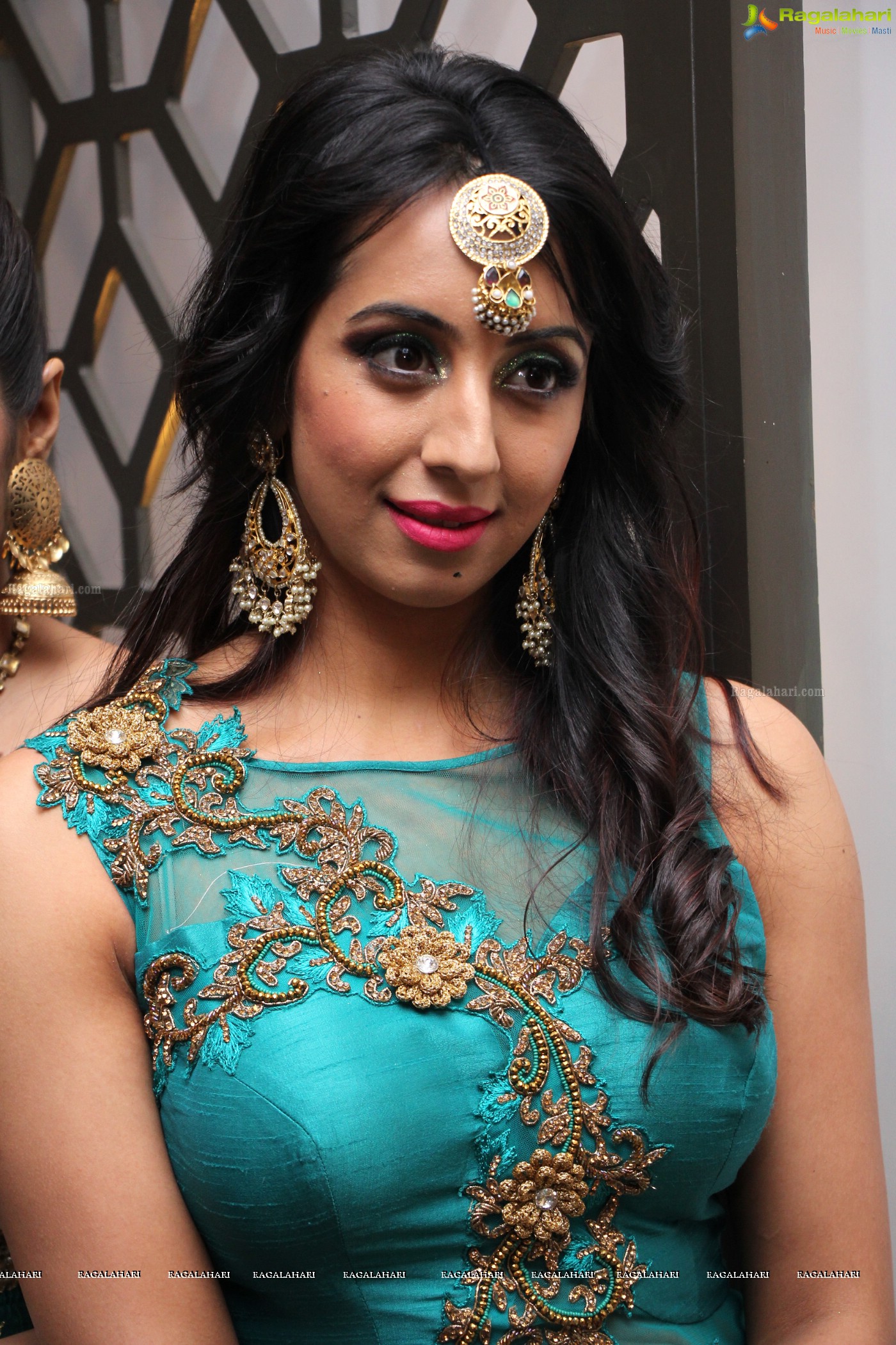 Sanjjanaa (Posters)