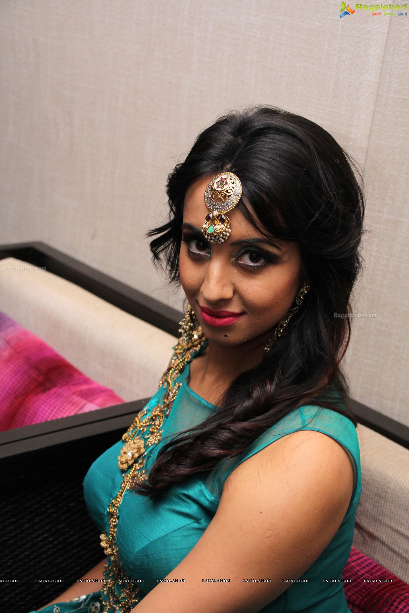 Sanjjanaa (Posters)