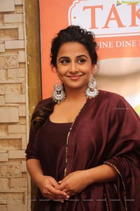 Vidya Balan HQ Photos