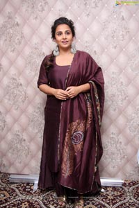 Vidya Balan HQ Photos