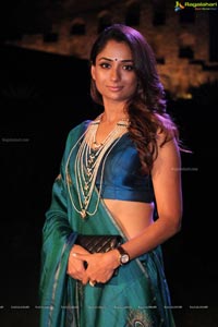 Sandhya Raju