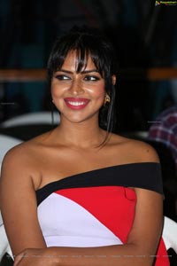 Amala Paul at Dongodochadu Press Meet