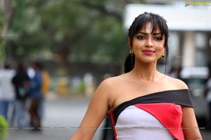 Amala Paul at Dongodochadu Press Meet