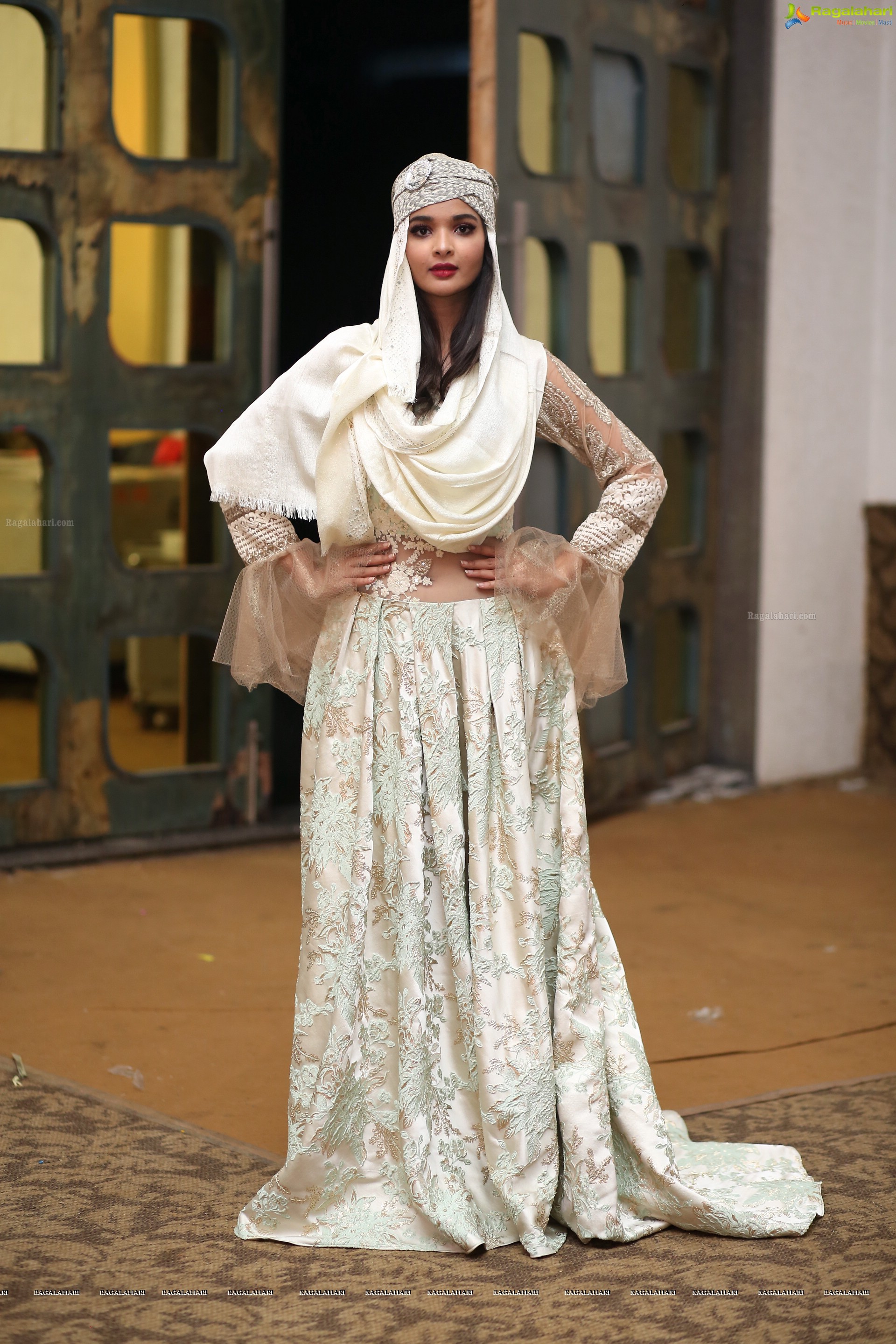 Krutika Singh Rathore at Fashion Walk by 51 Smile Foundation (High Definition)