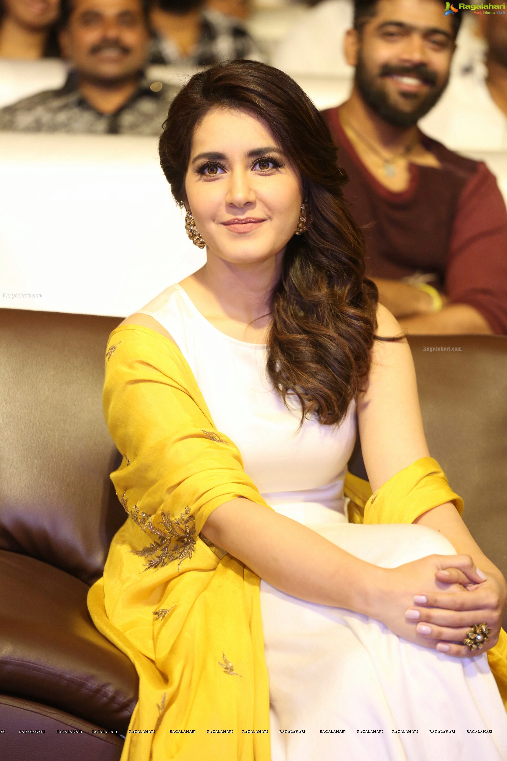 Raashi Khanna at Balakrishnudu Audio Release (High Definition)