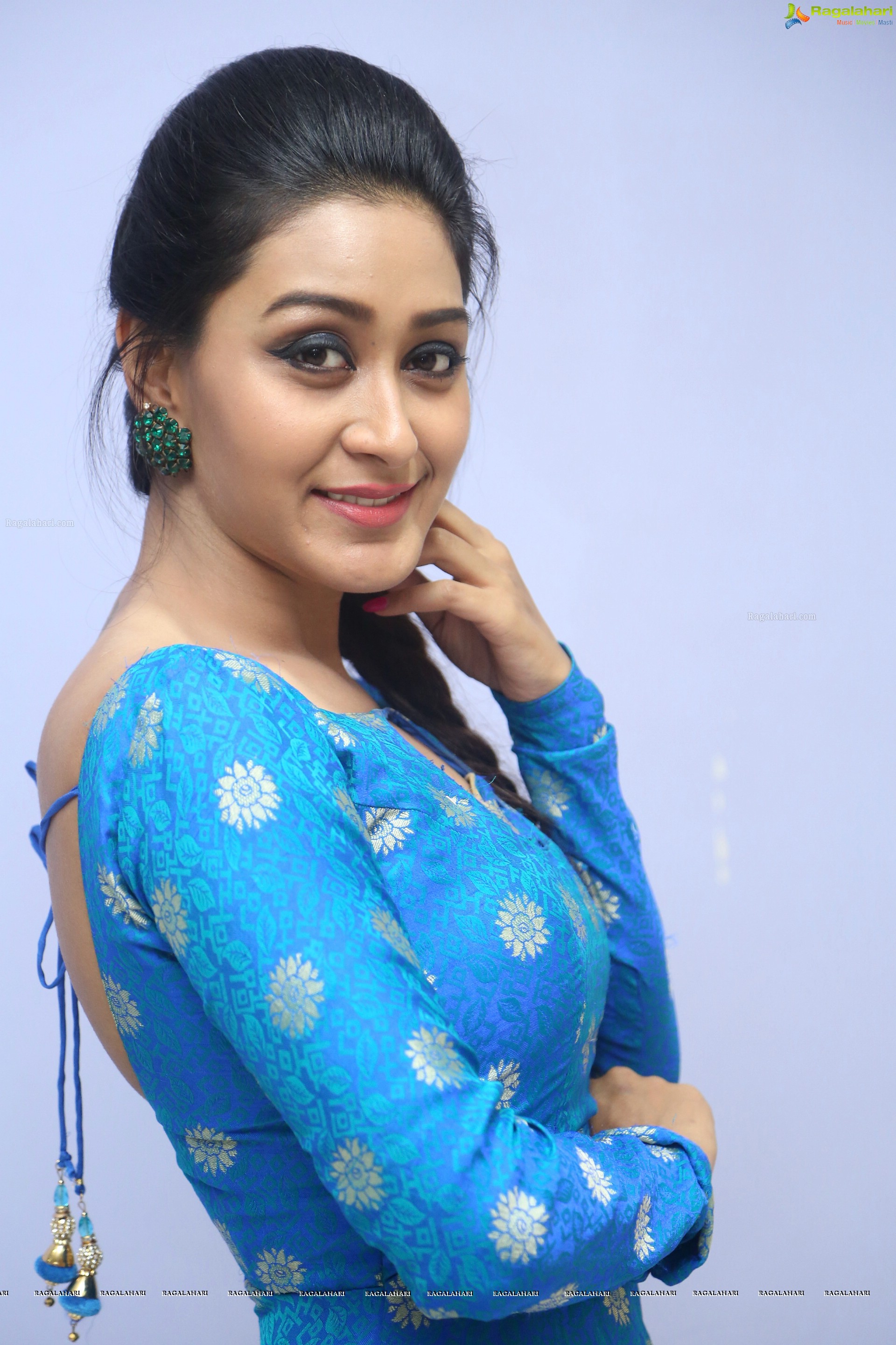 Shravya Rao at Vanavillu Press Meet (High Definition)