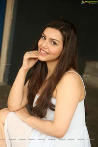 Kyra Dutt