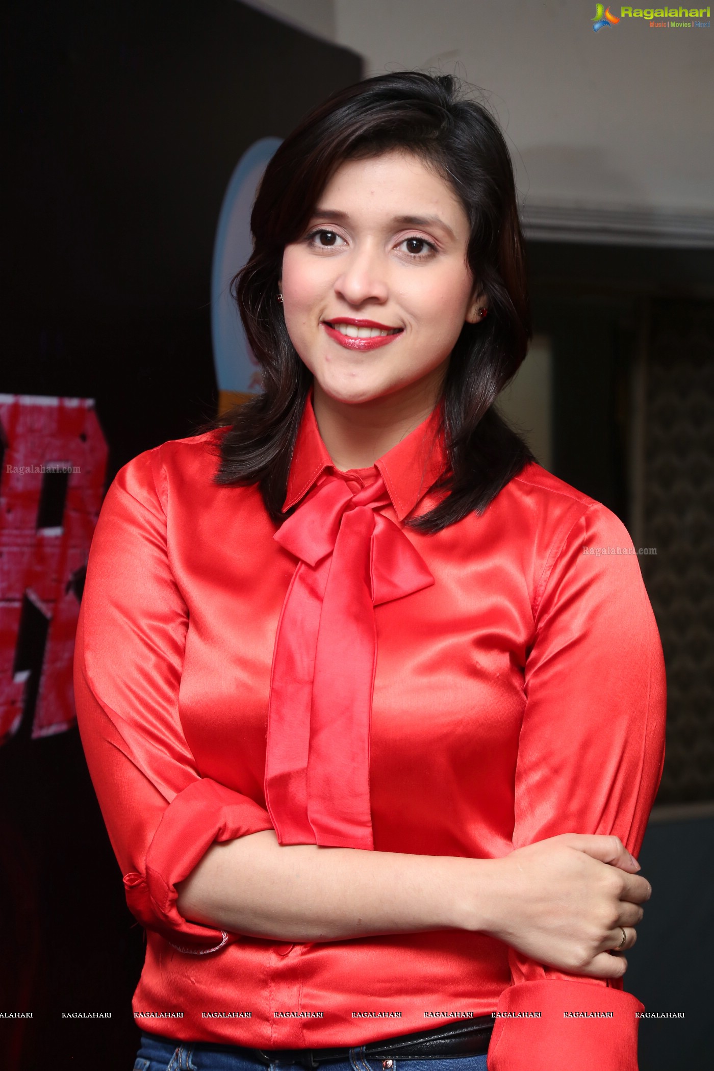 Mannara Chopra at Country Club's Asia's Biggest New Year Bash 2018 Announcement (Posters)