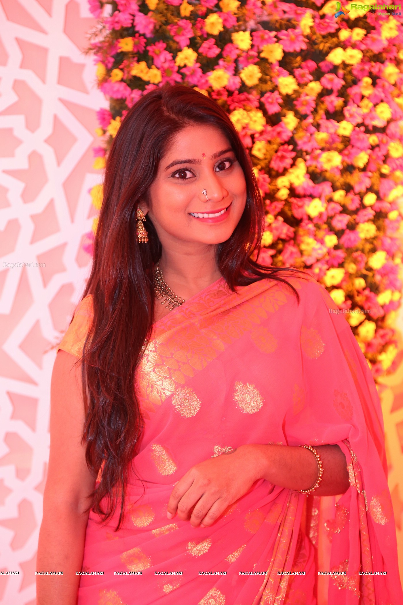 Mithya Waliya at Prateek-Kashika Wedding (Posters)