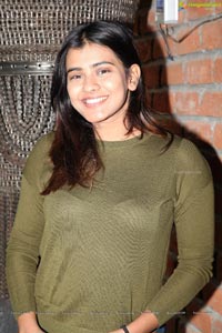 Hebah Patel Without Makeup 