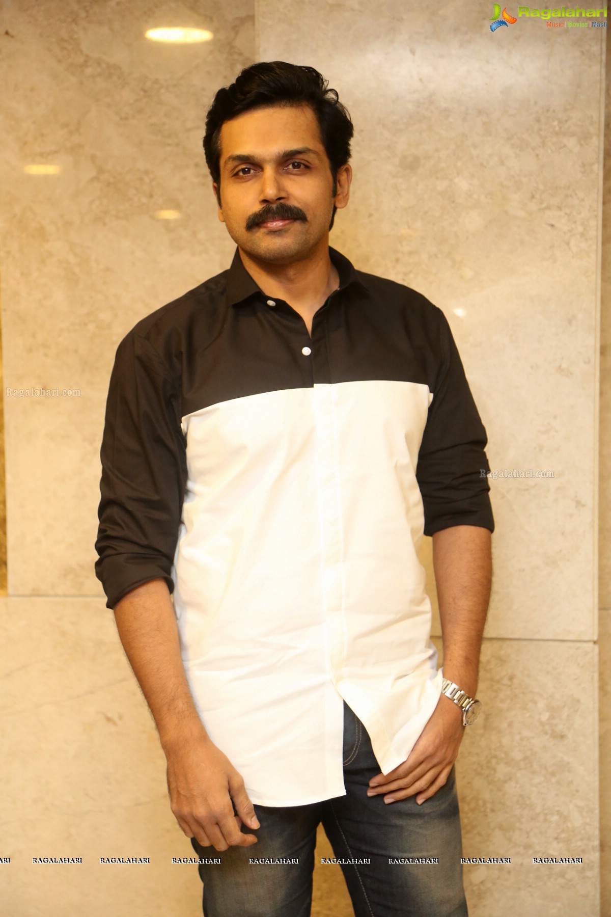 Karthi at Khakee Audio Release