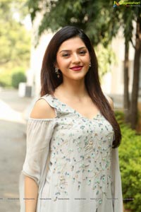 Mehreen Kaur Pirzada